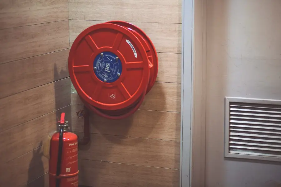 Crescere in sicurezza: la domanda di competenze antincendio tra imprese e professionisti